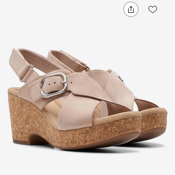 Clarks Tan Wedge Sandals with Buckle 9.5 New In Box - Picture 1 of 7